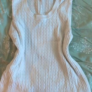 White knit vest